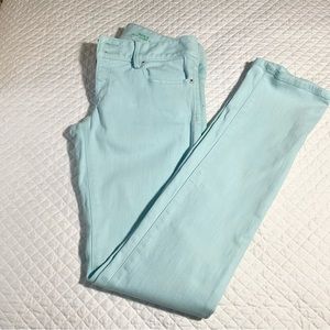 Lilly Pulitzer worth straight Jean size 4